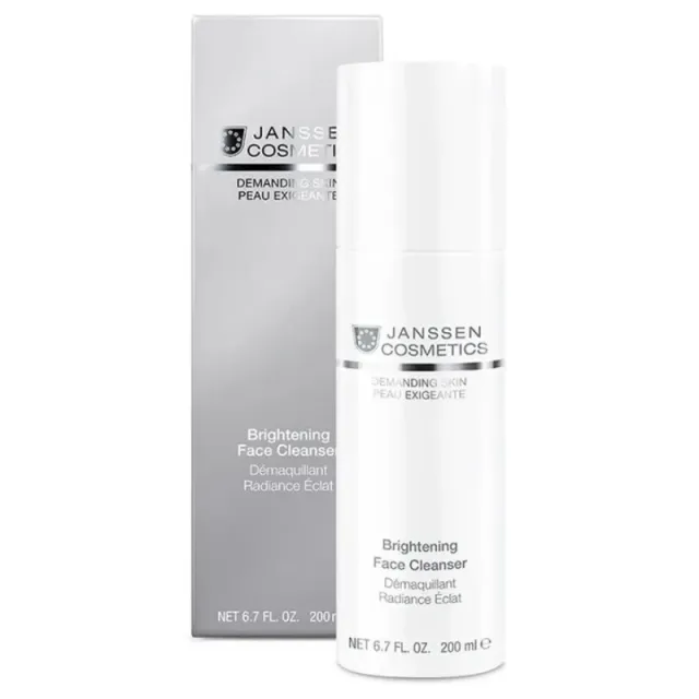 Brightening Face Cleanser 200 ml di Janssen Cosmetics detergente viso illuminante